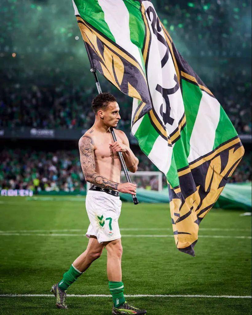 惊天逆转!巴黎圣日耳曼连追三球实现绝地反击,社区建设谢谢任何学校作品.的简单介绍 惊天逆转!巴黎圣日耳曼连追三球实现绝地反击,社区建设谢谢任何学校作品.的简单介绍